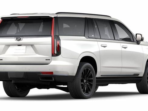 New 2024 Cadillac Escalade ESV Sport Platinum w/ LPO, ONYX Package image 31