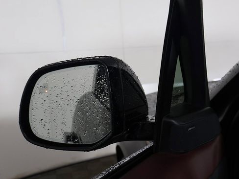 Used 2023 Land Rover Range Rover Sport SE Dynamic image 38