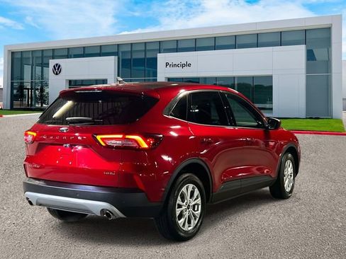 Used 2023 Ford Escape Active w/ Tech Pack #2 image 3