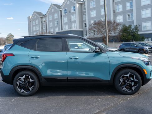 New 2026 Kia Seltos S image 10