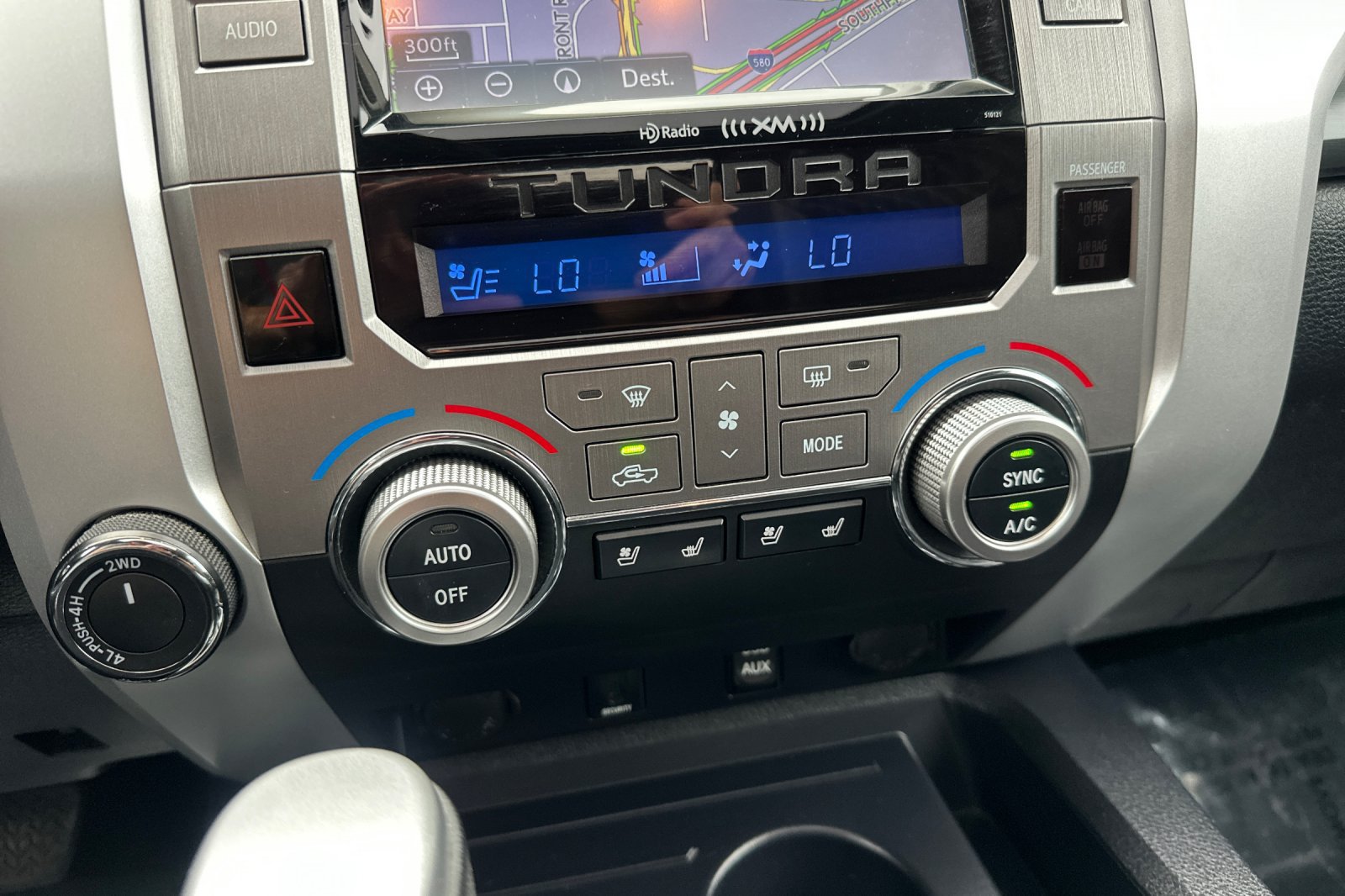Used 2017 Toyota Tundra Platinum AWD/4WD image 27