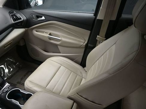 Used 2014 Ford Escape Titanium w/ Equipment Group 401A FWD image 11