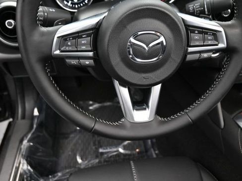Certified 2025 MAZDA MX-5 Miata Grand Touring w/ Weather Package RWD image 8