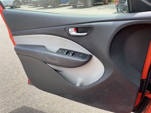 Used 2015 Dodge Dart SXT w/ Rallye Appearance Group FWD image 15