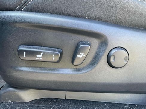 Used 2024 Toyota 4Runner SR5 Premium w/ Moonroof Package AWD/4WD image 14