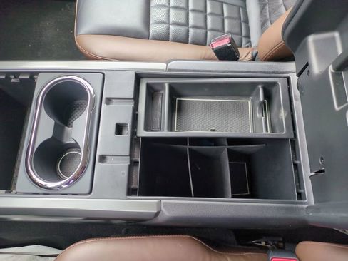 Used 2018 Nissan Titan Platinum Reserve w/ Platinum Utility Package image 30