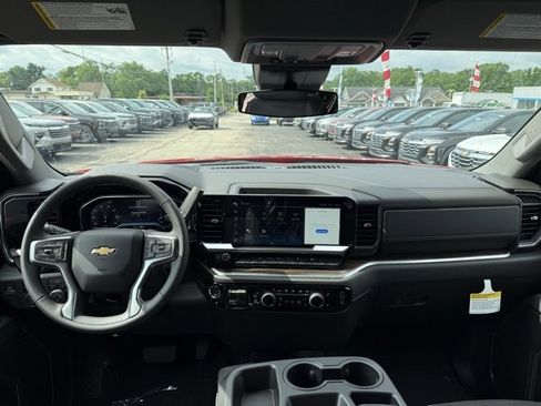 New 2025 Chevrolet Silverado 1500 LT image 13
