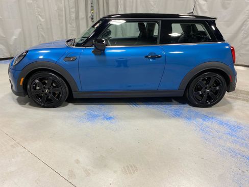 Certified 2023 MINI Cooper S image 5