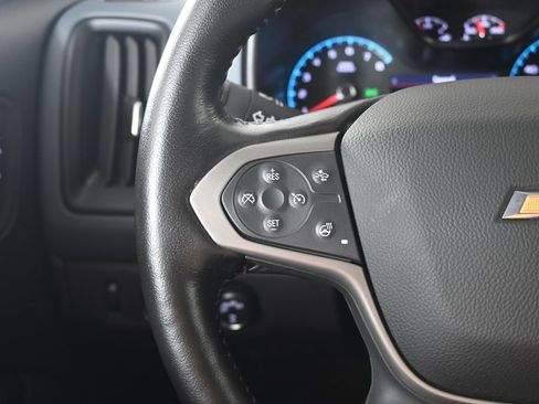 Used 2022 Chevrolet Colorado Z71 w/ Z71 Midnight Edition AWD/4WD image 35