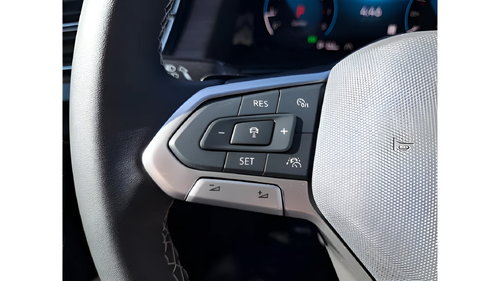 New 2025 Volkswagen Atlas SEL AWD/4WD image 28