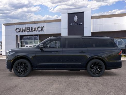 New 2026 Lincoln Navigator L Reserve w/ Jet Appearance Package AWD/4WD image 28