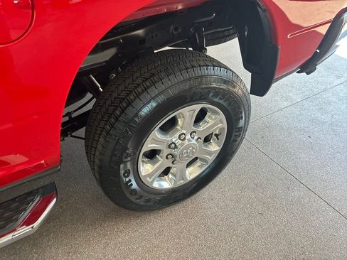 Certified 2026 RAM 2500 Big Horn AWD/4WD image 18