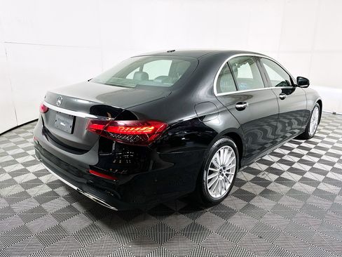 Used 2023 Mercedes-Benz E 350 Sedan image 3