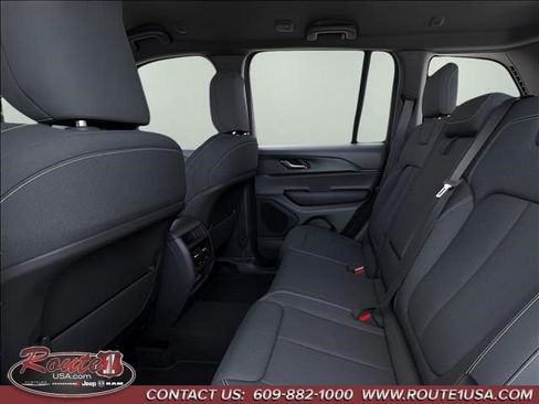 New 2026 Jeep Grand Cherokee Laredo AWD/4WD image 24