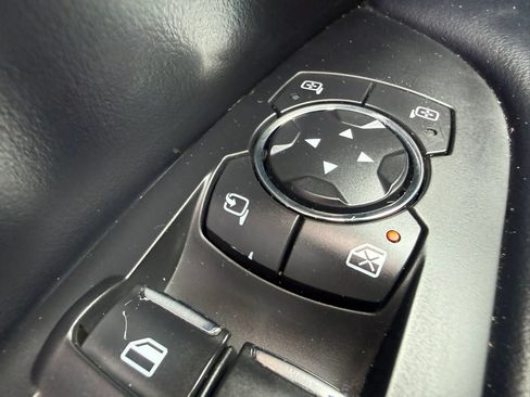 Used 2017 Lincoln MKZ Reserve w/ Luxury Package AWD/4WD image 24