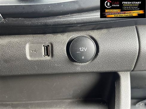 Used 2024 Ford Transit 250 148 Medium Roof Extended AWD image 17