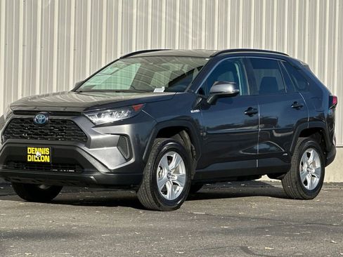 Used 2020 Toyota RAV4 LE w/ All Weather Liner Package image 8