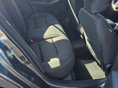 Used 2025 Nissan Altima 2.5 SV image 9