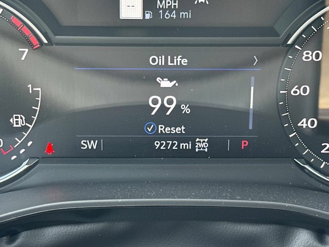 Used 2025 Cadillac XT5 Premium Luxury AWD/4WD image 23