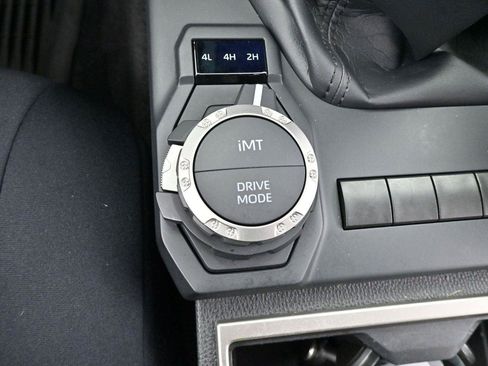 Used 2024 Toyota Tacoma SR AWD/4WD image 25