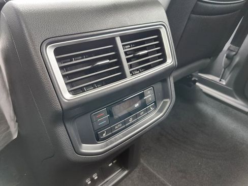 New 2026 Volkswagen Atlas SEL Premium R-Line image 24