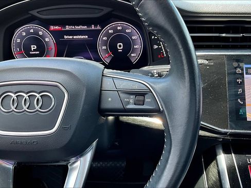 Used 2020 Audi Q8 Premium Plus w/ Premium Plus Package AWD/4WD image 12