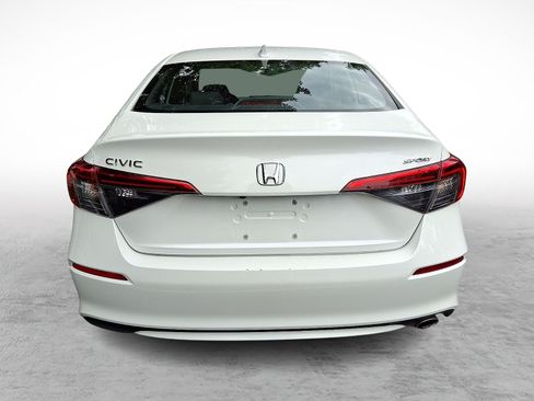 Used 2023 Honda Civic Sport image 5