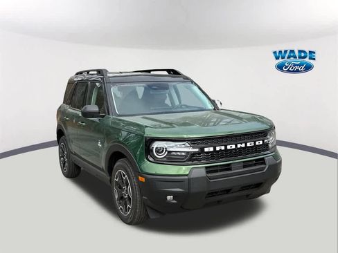 New 2025 Ford Bronco Sport Outer Banks image 3