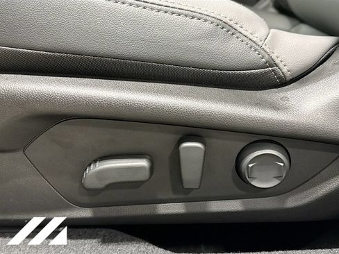 New 2026 Subaru Outback Limited AWD/4WD image 21