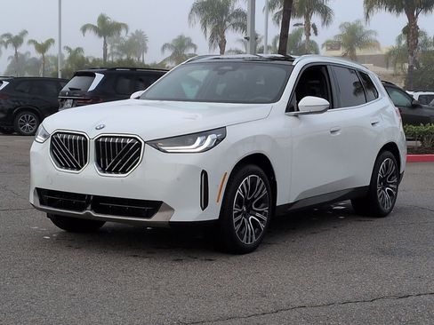 Used 2025 BMW X3 xDrive30i w/ Convenience Package image 5