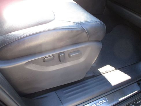 Used 2022 Nissan Armada SL image 9