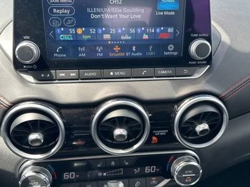 Used 2025 Nissan Sentra SR w/ SR Premium Package FWD image 21