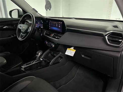 Certified 2024 Chevrolet TrailBlazer LT w/ LT Cold Weather Package image 27