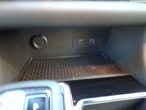 New 2025 Nissan Pathfinder SV image 13