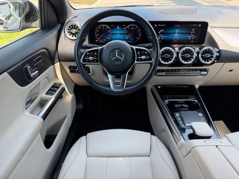 Certified 2023 Mercedes-Benz GLA 250 4MATIC image 12