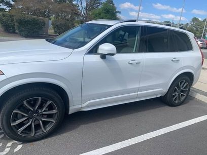 Used 2018 Volvo XC90 T6 Momentum w/ Convenience Package