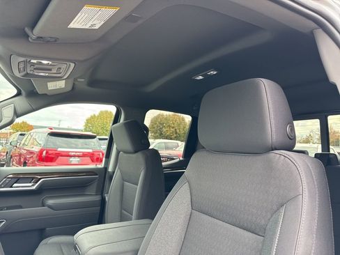 New 2026 GMC Sierra 1500 Elevation w/ Preferred Package AWD/4WD image 19