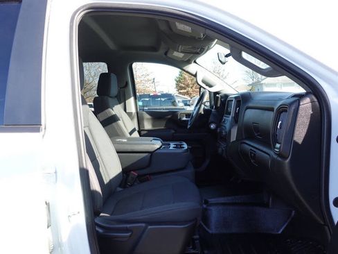 Used 2022 Chevrolet Silverado 2500 W/T w/ WT Convenience Package AWD/4WD image 36