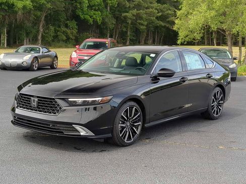 New 2026 Honda Accord Touring image 4