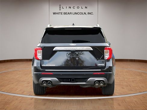 Used 2023 Ford Explorer Platinum w/ Technology Package image 6