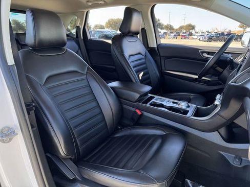Certified 2024 Ford Edge SEL image 30