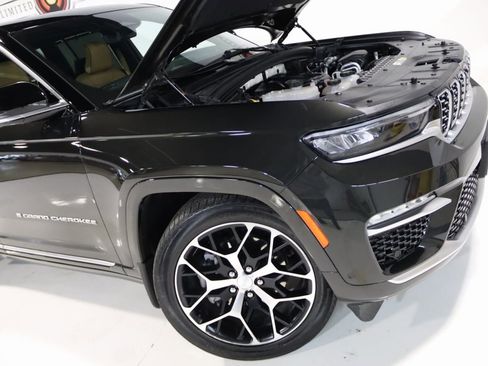 Used 2023 Jeep Grand Cherokee Summit image 86