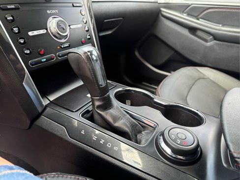 Used 2019 Ford Explorer Sport AWD/4WD image 27