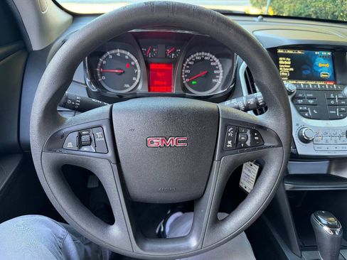 Used 2017 GMC Terrain SLE FWD image 28