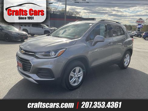 Used 2020 Chevrolet Trax LT AWD/4WD image 1