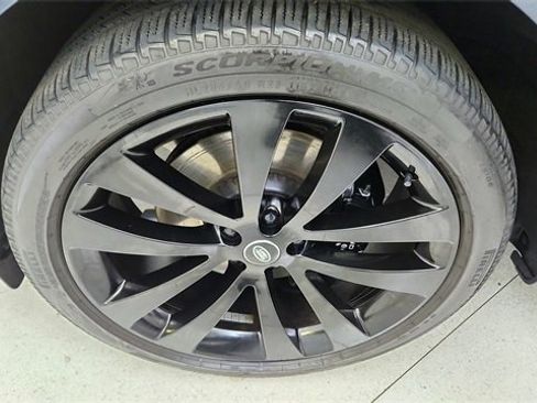 Used 2025 Land Rover Range Rover Sport Dynamic SE image 60