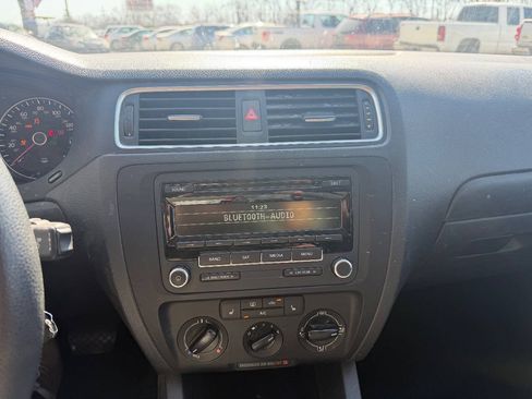 Used 2014 Volkswagen Jetta TDI FWD image 15