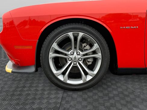Used 2022 Dodge Challenger R/T RWD image 16