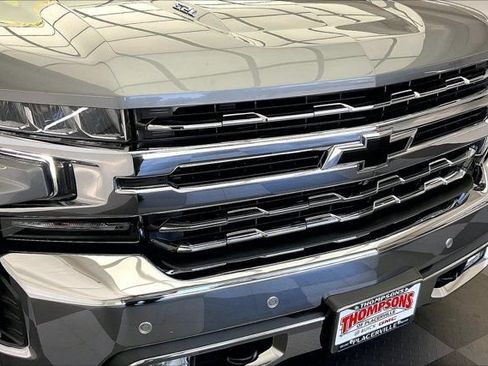 Used 2019 Chevrolet Silverado 1500 LTZ w/ LTZ Plus Package AWD/4WD image 30