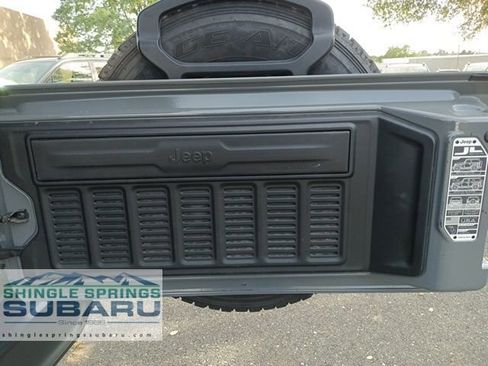 Used 2023 Jeep Wrangler Sport AWD/4WD image 33